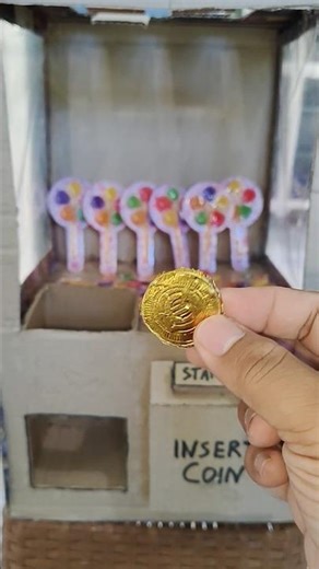 cardboard claw machine uses gold coins, Abi Syifa gets fan candy ‼️