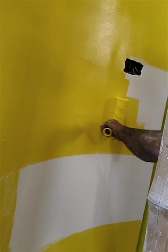 color painting yellow.#colourpainter #shortvideo #shorts #shortsfeed #trending #viral #viralvideo