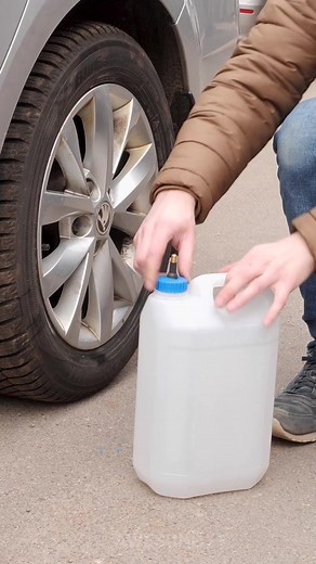 Car Lifting Hack With Jerrycan | Awesome