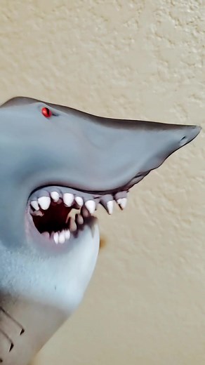 #lipsync #acting #skit #shark #dinosaur #juhuhsiscparok #jurassicpark #trex #greatwhite #puppets