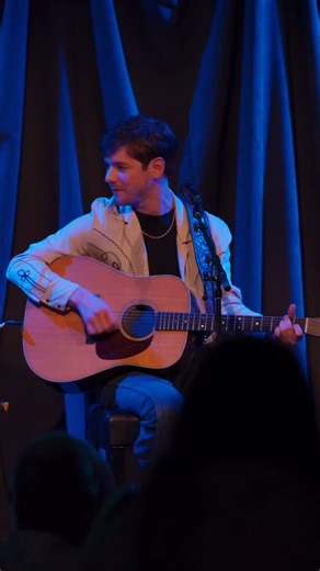 10K views · 1K reactions | my favorite color is honky tonk blue but you already knew that… #country #acoustic #williambeckmann | William Beckmann | Facebook