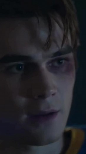 ¿Cuándo creen que Archie se dio cuenta de sus sentimientos por Betty? Yo creo que fue en este escena! #barchie #riverdale #fyp #kjapa #lilireinhart