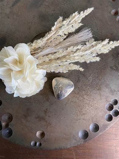 Vintage Sterling Silver Pill Box, Small Triangle Trinket Box, Engraved, Floral Silver Case, Petite Keepsake Box,pocket Size Gift(sspb-102) - Etsy