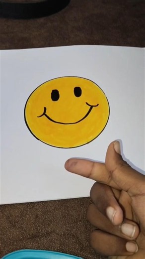 Day 1 | Easy Smiley Face Drawing 😊 | 30 Days Drawing Challenge #shorts #drawwithme