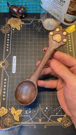 Cat scratch spoon making tutorial.#pipimu #handmade #wood #spoon#cat