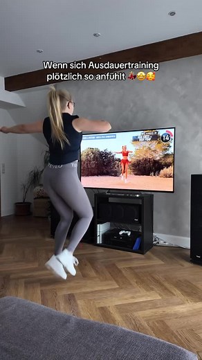 ➡️ Pamela Reif - 10 Min Latin Dance Cardio #pamelareif #danceworkout #homeworkout #workoutmotivation | Pauline