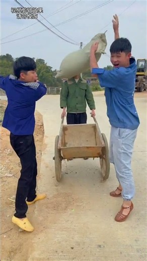 Even three people working together can smash a jar! #comedy #funny