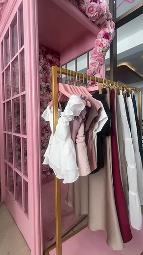 Blushing booth on TikTok