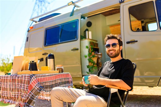 "J'ai aménagé mon van grâce à mon CPF" : l'astuce méconnue de certains pour financer leurs vacances avec leur CPF