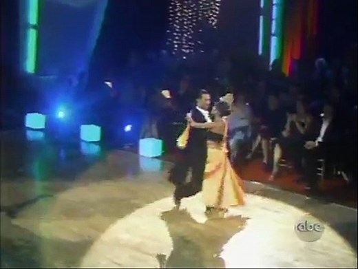 Kelly Monaco & Alec Mazo - Waltz