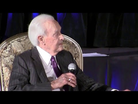 Price is Right's Bob Barker accepts Legend Award from Drew Carey, LA Press Club's Robert Kovacik