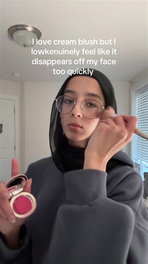 How to Make Cream Blush Last Longer: Beauty Tips