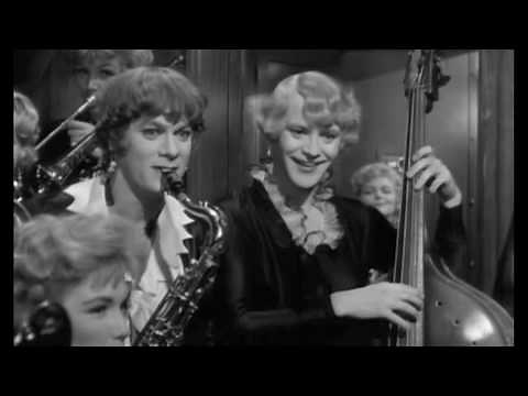 Marilyn Monroe-Runnin' Wild