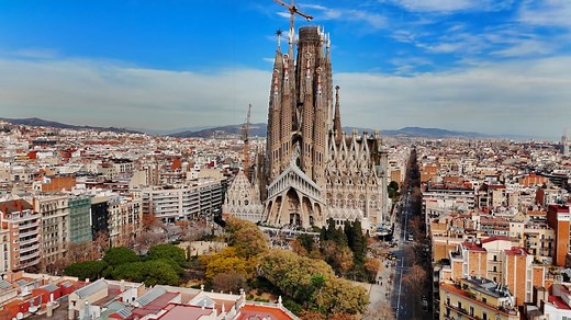 Sagrada Familia Unveiled: Stunning Drone Views of Gaudí's Marvel