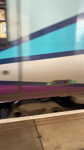 Transpennine express class 185 leaving Grimsby town and going to Stockport -Made by Elijah #trainspottinguk #class185 #fyp