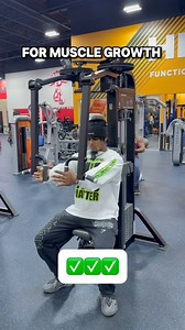 92K views · 809 reactions | Unfortunately I see more people doing pec deck fly wrong‼️ Here’s a few tips to ensure you’re maximizing the effextiveness of this exercise for your chest “1:1 Online Coaching” Link in bio‍♂️ “My Personal Workout/Meal Plan” Link in bio‍♂️️ #pecdeck #chestworkout #chestday #chest #gym | Alex Fumbah | Facebook