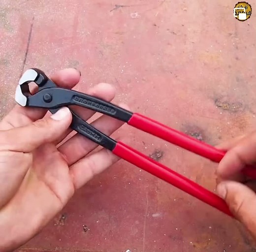 Metal Manipulation Techniques with Pliers