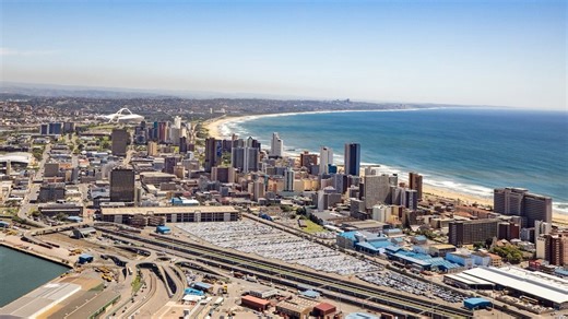 EThekwini Municipality has reaffirmed its commitment to service excellence and environmental stewardship, with a bold R25 million investment in over 1 000 new horticultural and plant maintenance equipment. The official handover was led by His Worship the Mayor, Councillor Cyril Xaba. He was joined by the Chairperson of the Community Services Committee, Councillor Zama Sokhabase. The tools are designed to enhance the upkeep of Durban’s green and recreational spaces. The new equipment includes bru