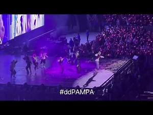 j-hope day 2 : trivia just dance - hope on the stage in l.a.