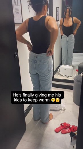 35K views · 78 reactions | Sorry changing rooms 勞 #reels #newreelsupload | Kelsey Bailey | Facebook