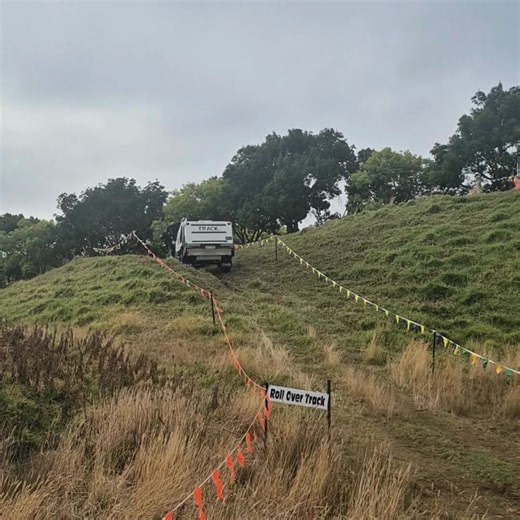 Tvan in tow, Adventure Lap ready. Were you one of the lucky ones who jumped in for a spin at the Victorian 4WD Show? 🚙💨 | Track Trailer