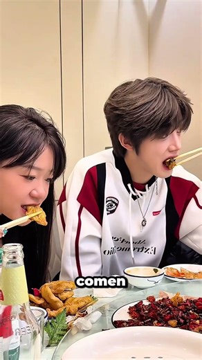 Robarle la comida a mi novio #couple #prank