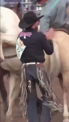 Brody Wells vs Championship Pro Rodeo's Damaged Goods | 2025 Xtreme Broncs Finals