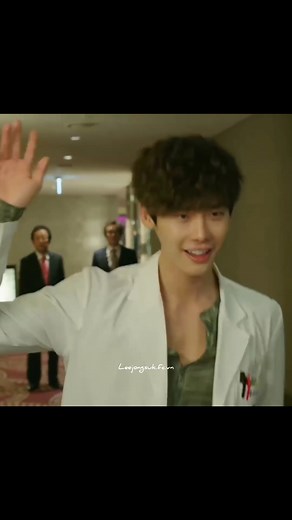 Lee Jong Suk in Doctor Stranger: Editing and Behind the Scenes