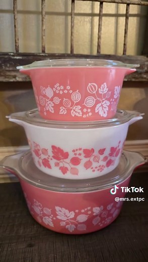 Explore My Pink Vintage PYREX Collection!