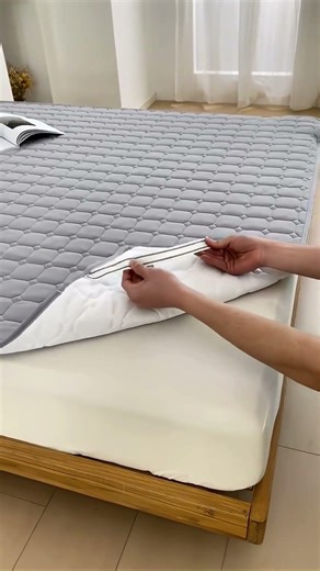 100% Waterproof Mattress Cover #BedProtector #QuiltedCotton #NoSlip