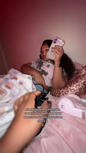 Funny Moments with Young Hoo and Extension Cords