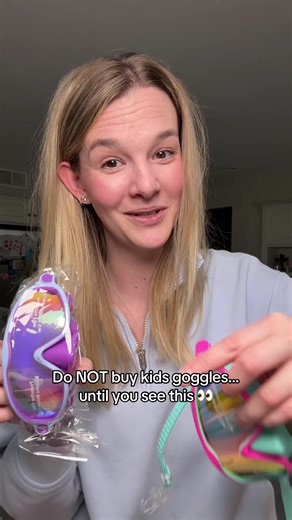 These kids goggles are summer must haves! The clip on design is perfect for kids swimming this summer! #KidsGoggles #Goggles #SwimGoggles #SummerMustHaves #MomApproved