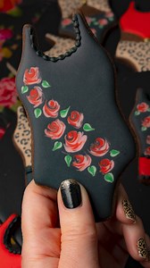 Maybe I'll start designing swimsuits after I retire from making cookies 😆 #whatif #wetonwetroyalicing #royalicingcookies #decoratedcookies #summercookies | SweetAmbs