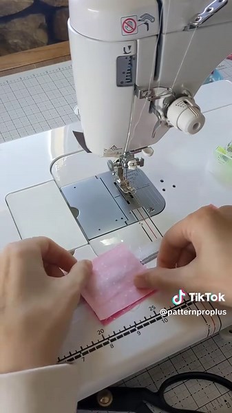 Stella Pouch Pattern for Quilted Bags