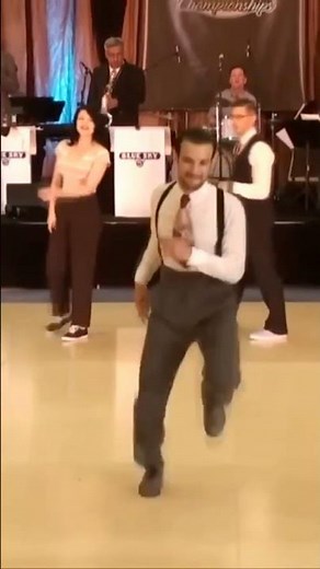 Жарит Варя #bandodessa #radiobandodessa #dancer #dance #танец #linedance