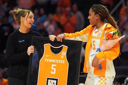 ‘Don’t Have to Put Up With Nonsense’: Fans React As Tennessee Guard Kaiya Wynn Abruptly Leaves Program After Senior Day Disrespect | College Sports Network