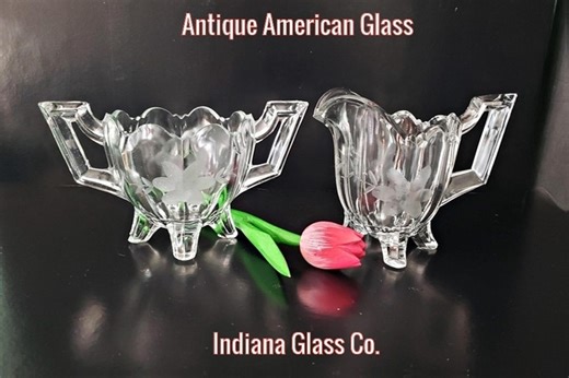 EAPG Indiana Glass Creamer & Sugar Bowl Set: Fluted Colonial Grey-cut Daisies - Etsy