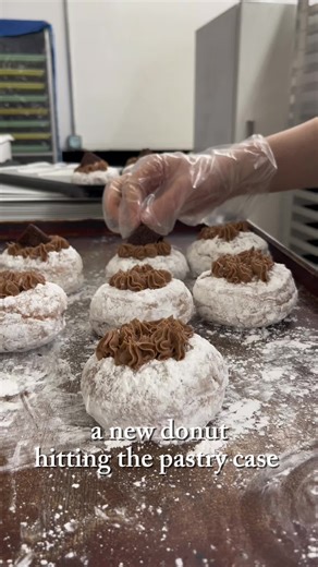 I might just fall in love with these donuts… LIMITED AMOUNT available every day this week! We’ll see you in the morning 😌