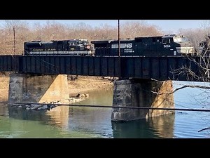 Abandoned Railroad Crossings & Stalled Train Rescue ! Hamilton Ohio Trains