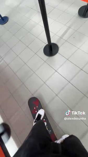 Check-In Reminder for Jet2 Travelers in London