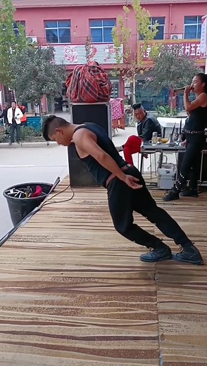 Dynamic Dance Performance with Acrobatic Stunts