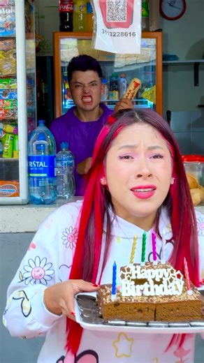 Layara on Instagram: "SALVANDO LA FELICIDAD 😨 @layaraoficialll @camiloaguillonn #layara #viral #tendencia #comedy #humor #comedia #divertido"