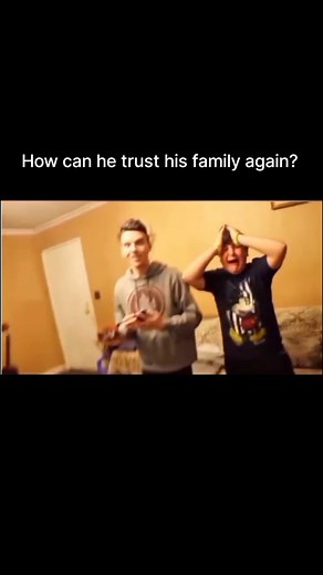 20K views · 303 reactions | Bro got traumatized FOLLOW ( us)...