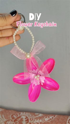 DIY Keychain ✨🩷 Flower keychain making 🌷 #shorts #art #craft #diy #handmade #keychain #craftblogger