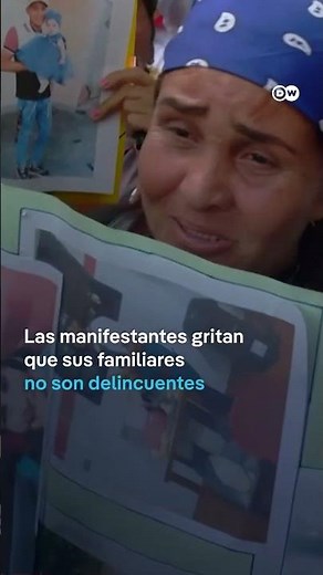 Venezolanos en El Salvador: La peligrosa historia detrás de las detenciones masivas