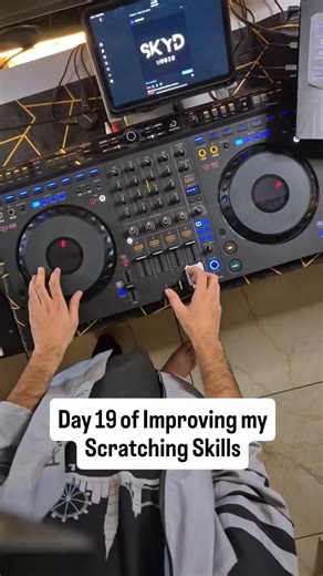 Yash Dubey | DJ & Producer on Instagram: "The Chirp Orbital Scratch Combo is one of my favourites Scratching Techniques. But the ddj grv6 by AlphaTheta have very slippery jog wheels. It makes it harder to generate constant sounds. But still hanging in there."