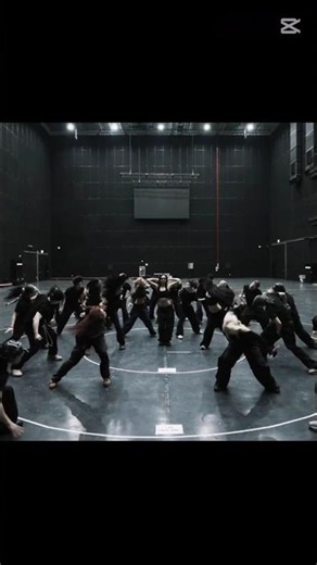 LIKE JENNIE New Outro?! 😲 #jennie#blackpink#kpop#viral#goviral#trend#trending#yt#fyp#shorts#youtube