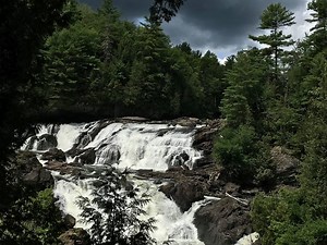 15  Waterfalls to Visit in and Around Ottawa
