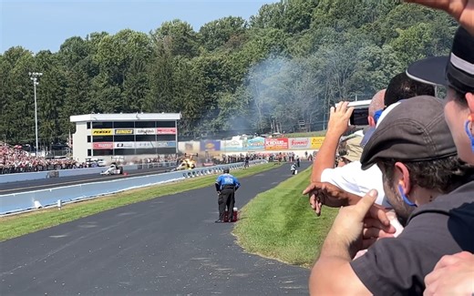 【Drag Racing】用240帧录到1万1千匹发动机爆缸，NHRA Top Fuel组1/4决赛