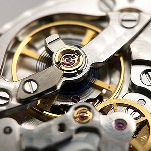 Rolex 3136 #inmotion #balance parachrom #hairspring #closeup | Manhattan Watch Service